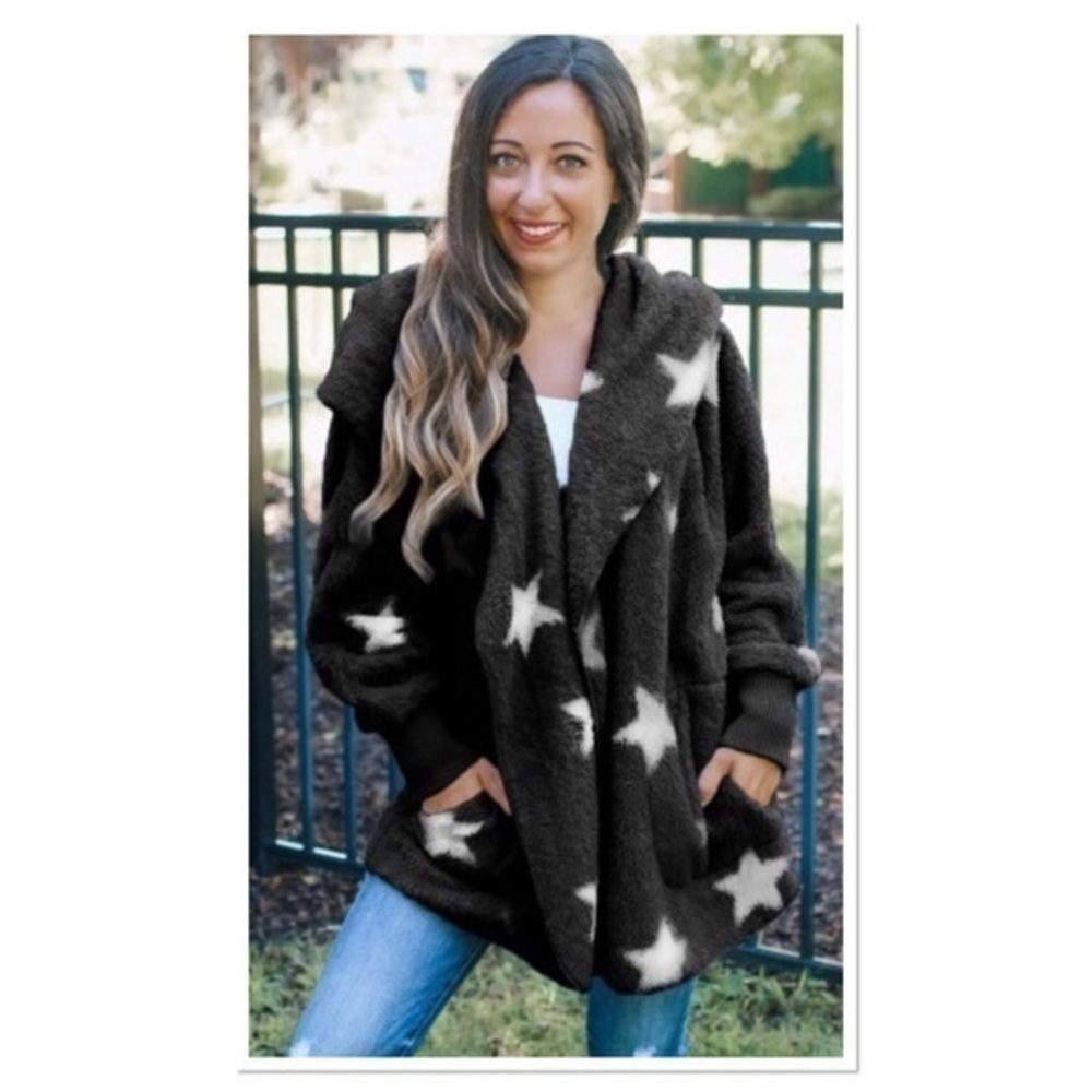 Cozy Star Print Sherpa Hoodie Jacket Black White Fuzzy Open Front NWT
